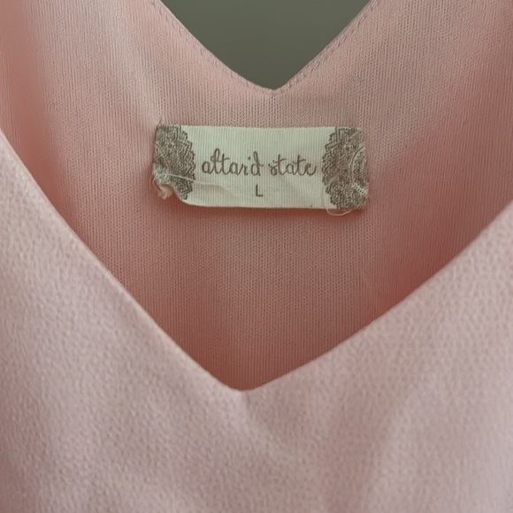 Pink Romper with bow straps - Picture 2 of 4